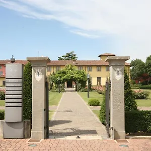 Bes Bergamo La Muratella 4*, Cologno al Serio Italia